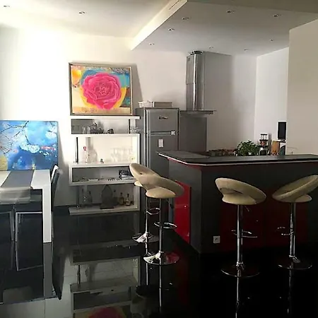 City Center Modern Apartement